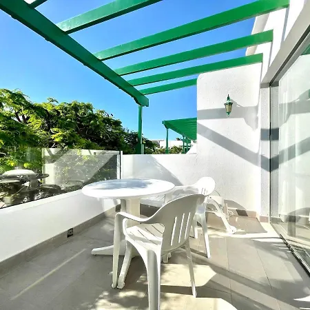 Apartment Apartamento Con Wifi, Piscina, Junto Al Mar En Playa Puerto Del Carmen Puerto del Carmen (Lanzarote)